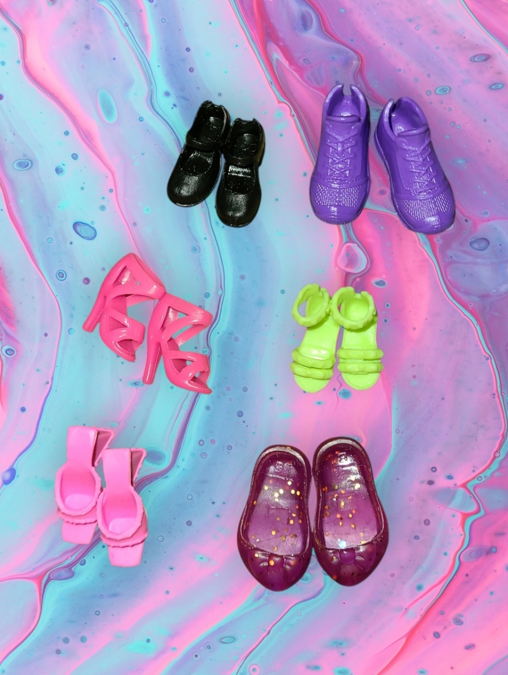 Barbie/fashion doll shoe lot